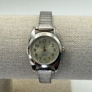Silver Tone Quartz Watch with a Speidel Metal Band